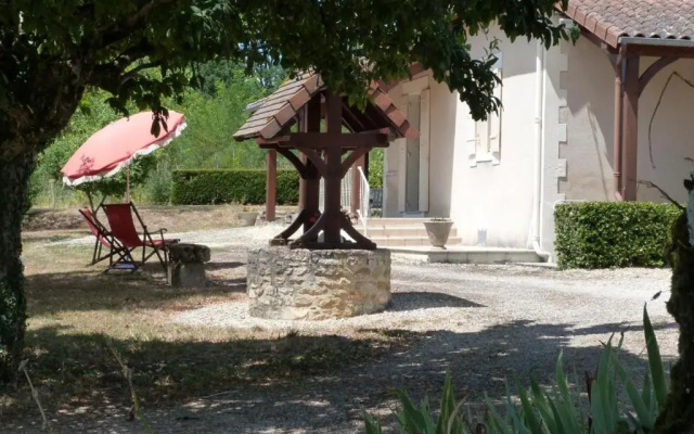 Gite Thiviers, 4 pièces, 5 personnes - FR-1-616-133