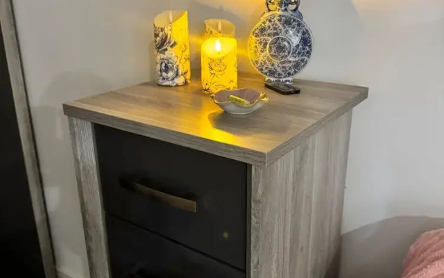Stunning 1-bed Private Apartment in Norwich