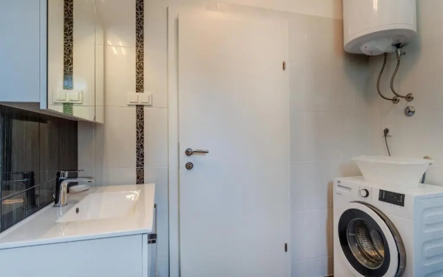 Apartment Mirna