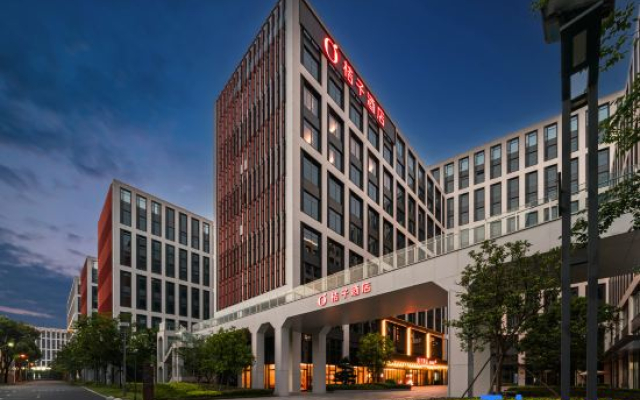 Orange Hotel (Hangzhou Linping Beisha East Road Branch)