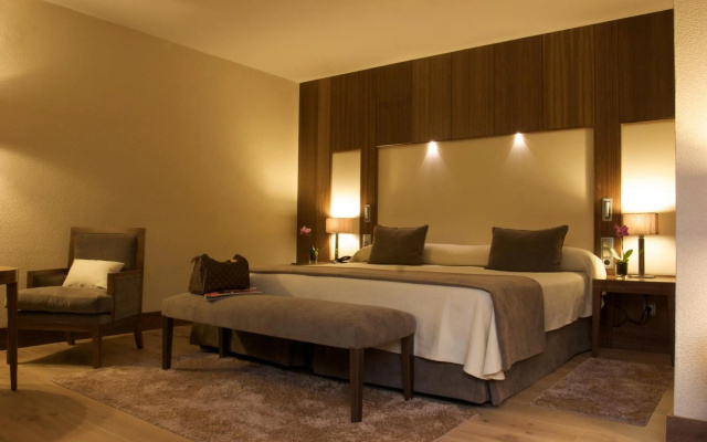 Отель Gran Hotel Balneario De Puente Viesgo
