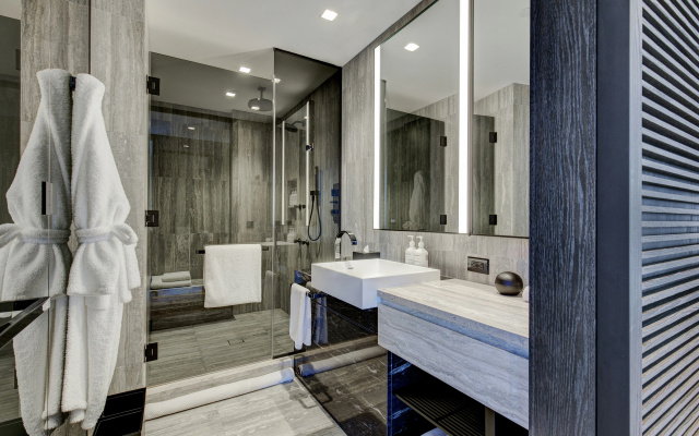 Equinox Hotel New York
