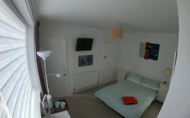 Seven Seas Beach Retreat Studio Flat