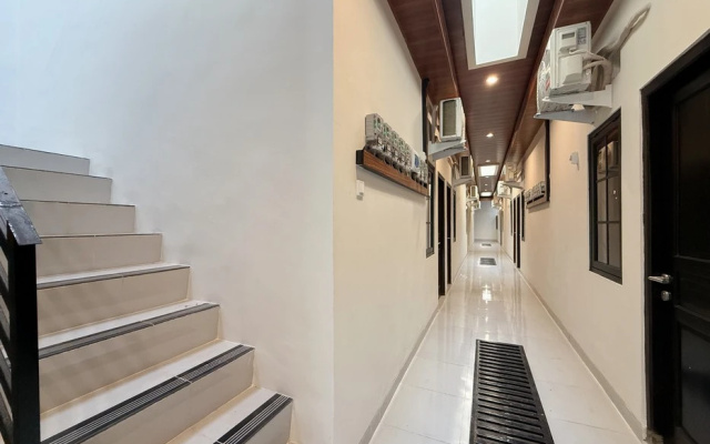 Urbanview Hotel Simple near Pakuwon Mall Jogja