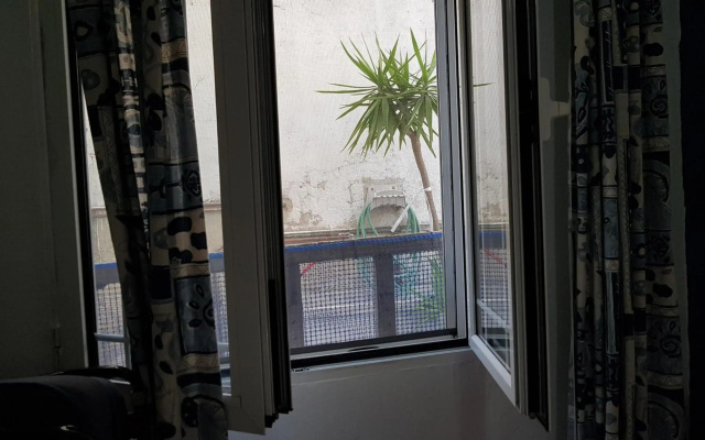 Apollon Apartments H-1