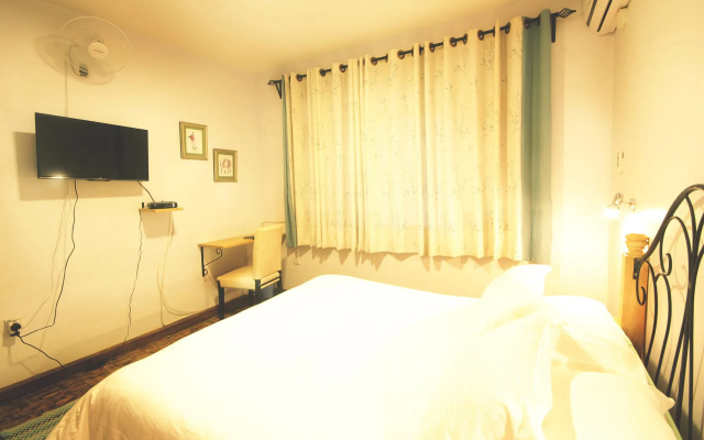 Boulevard Inn Mt Meru
