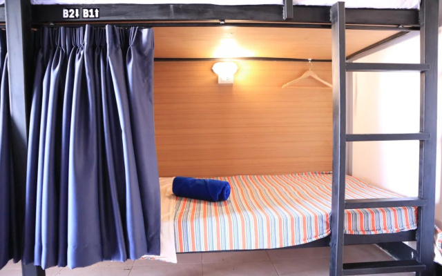 In The City Co-Living & Co-Working Space - Hostel