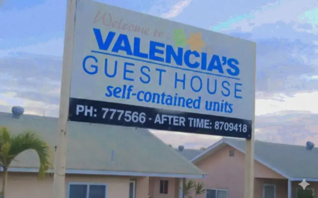 Valencia's Guesthouse