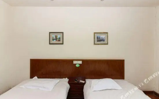 Xiaoqiao Hostel