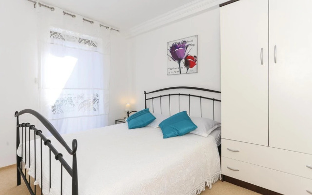 Amazing Home in Podstrana With Wifi and 3 Bedrooms