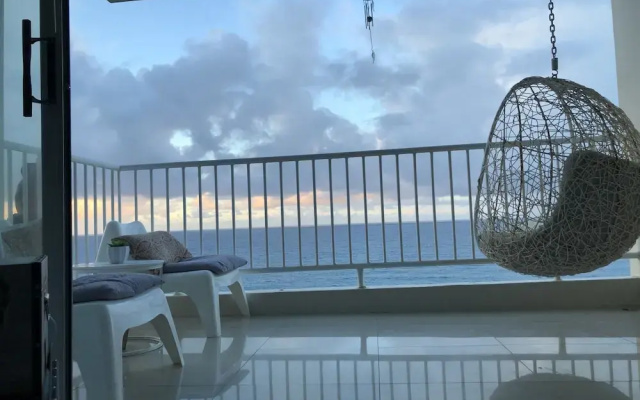 Ocean View Gorgeous 1 Bedroom Apt