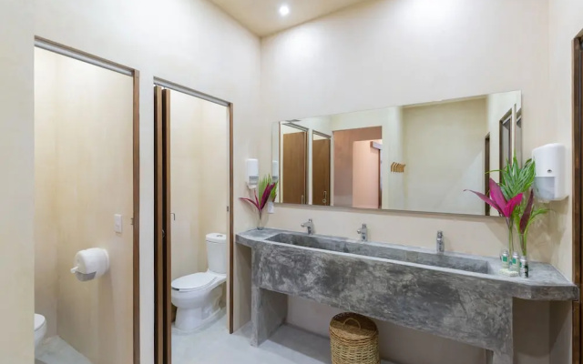 Oostel Smart Hostel