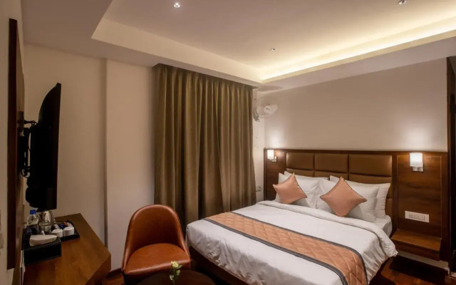 Golden Fortune Hotel