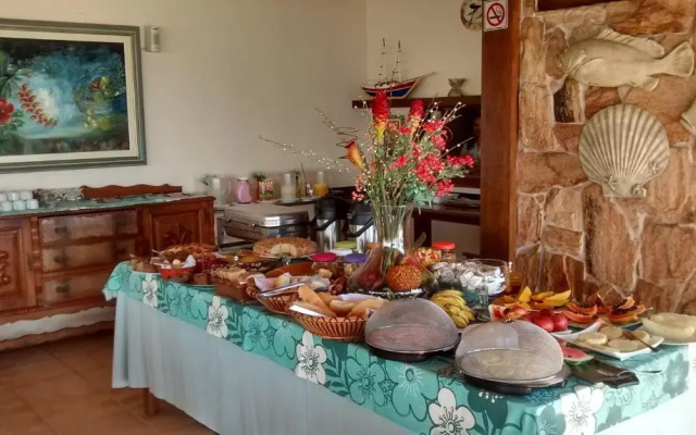 Hotel Pontal das Rochas