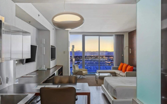 Stunning Views Palms Studio 27303