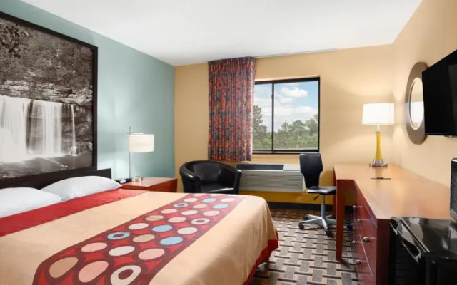 Country Hearth Inn
