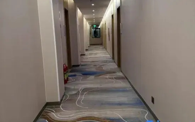Zoige Canghaihua Hotel