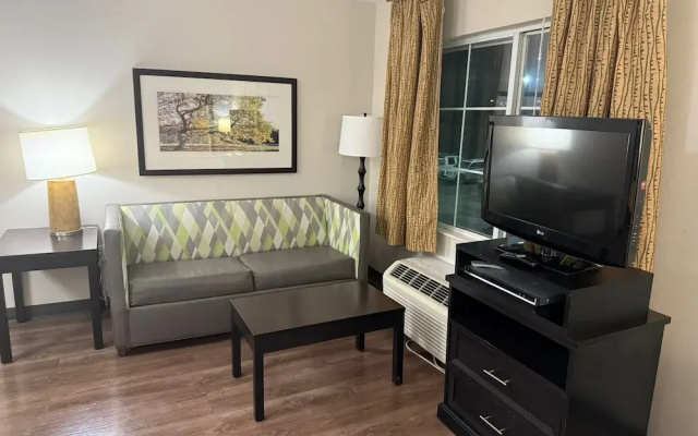 MainStay Suites Washington Dulles Airport