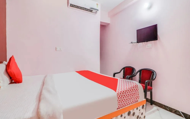Oyo 46190 Triotel Hotels And Banquets (Opc) Private Limited