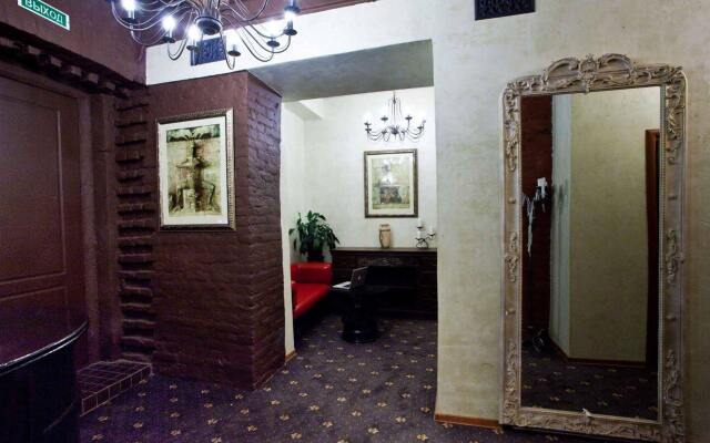 A Boutique Hotel вид на фасад