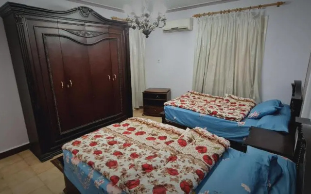 Comfy 3 Bedrooms Apartment in Cairo 87