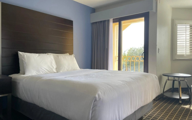 Hotel Solares