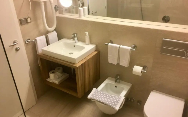 Hotel Am Wolfgrubenersee