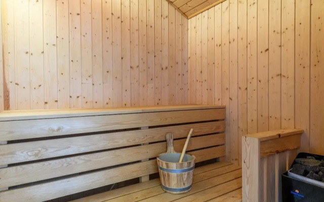 6 Person Holiday Home in Hemmet