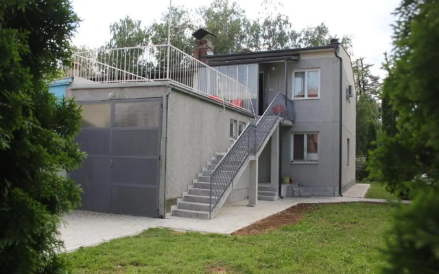 Apartman KEJ