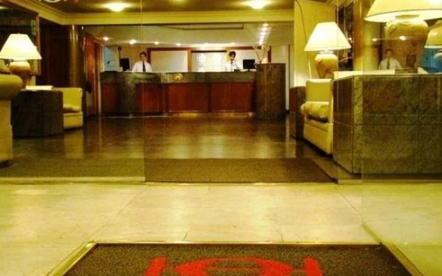 Opera Hotel