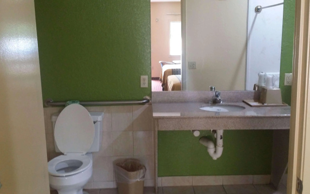 Americas Best Value Inn & Suites Houston NE
