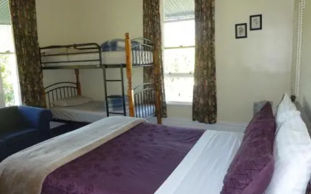 Halfmoon Cottage