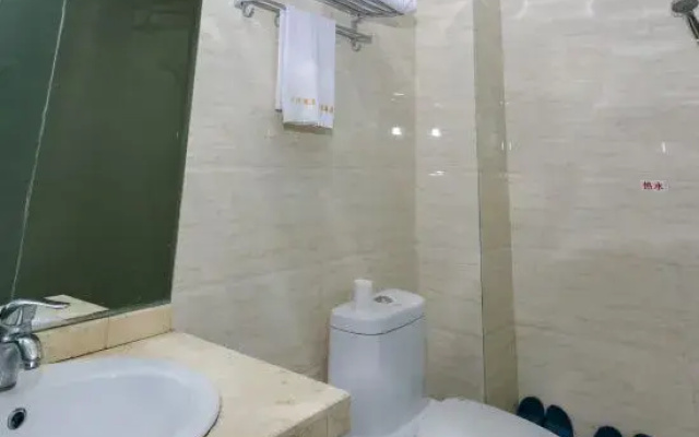 Chongqing Sigman Hotel (Hechuan Powerlong Plaza New Bus Station)