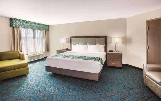La Quinta Inn & Suites by Wyndham St. Paul-Woodbury