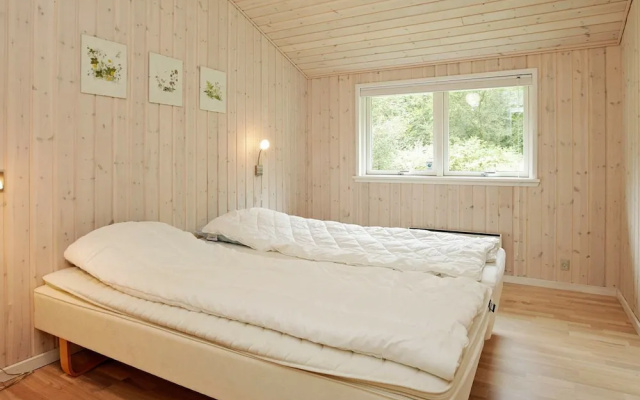 Serene Holiday Home in Saeby With Whirlpool