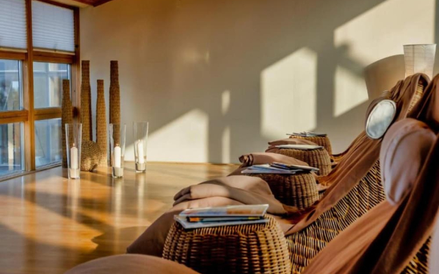 Sunday Resort Rugen Manor Suite