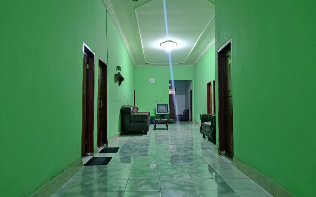 Aini Home Stay