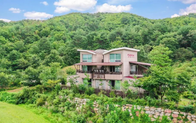 Samcheok JungwonGarden Pension
