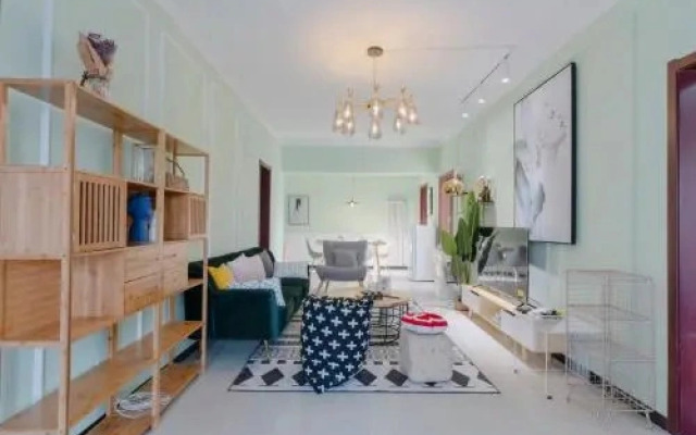 Xi'an Weiyang·Xi'an Railway Station· Locals Apartment 00171370