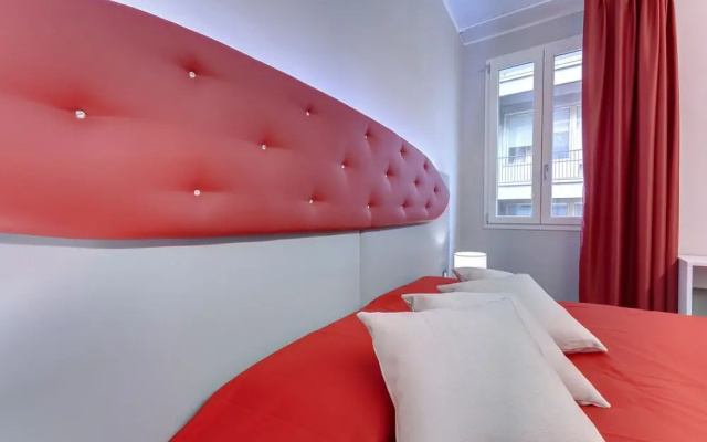 Elegant Suite Located Near Central Station of Florence