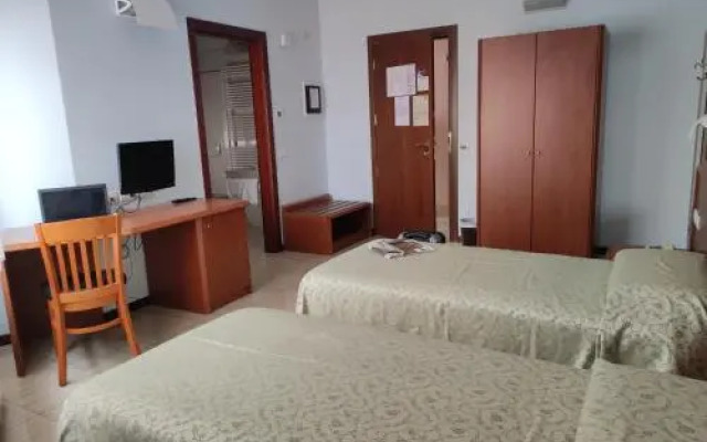 Hotel Industria