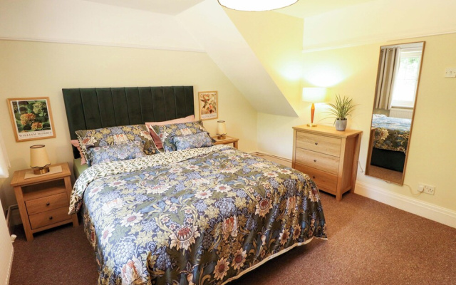 Wood Farm Cottage