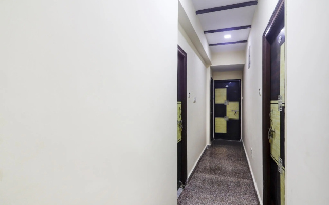 OYO 75403 A.R Residency