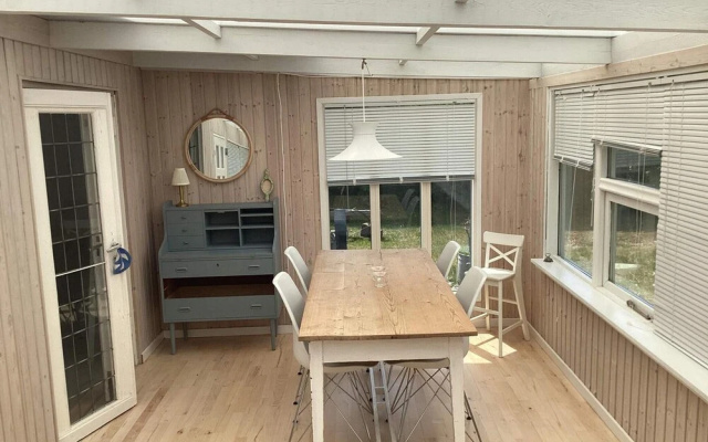 6 Person Holiday Home in Vaeggerlose