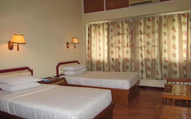 Zegyo Hotel
