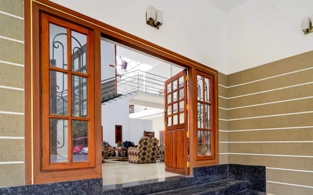 Collection O Kangarappady Formerly Cochin Residency