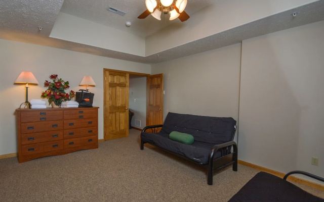 Amazing Overlook 3 Bedroom Townhome