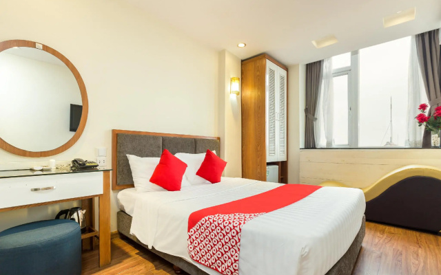 OYO 703 Hoang Gia Hotel