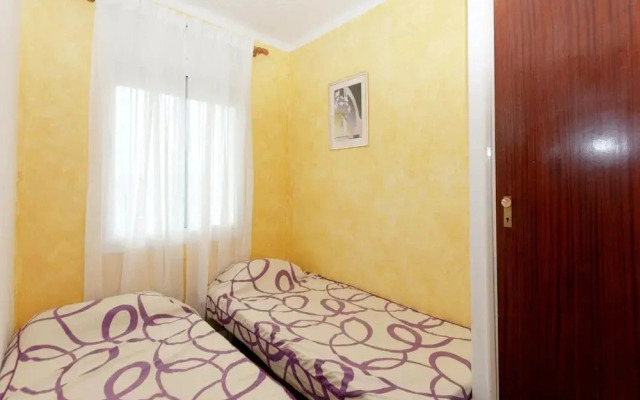 Apartment in Roses Near Santa Margarita Beach