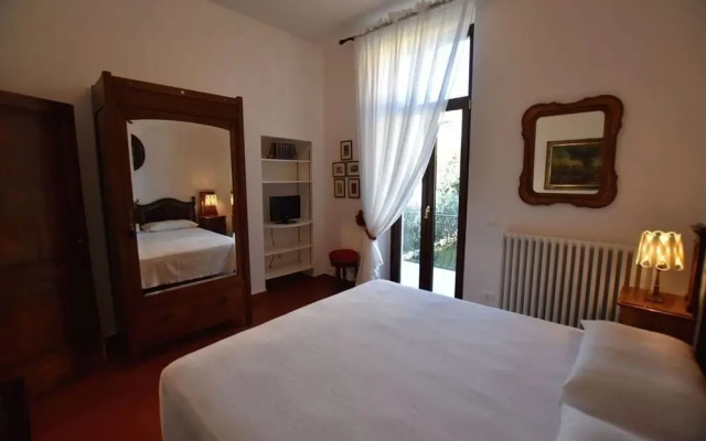 Residenza di Prestigio In Riva al Lago Marone LOFT